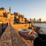 Aterrizaje en Tel Aviv: Tu Primera Hora para un Inicio Auténtico